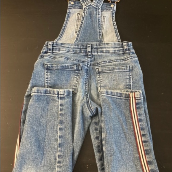 Size 5 girls overalls - Picture 2 of 2